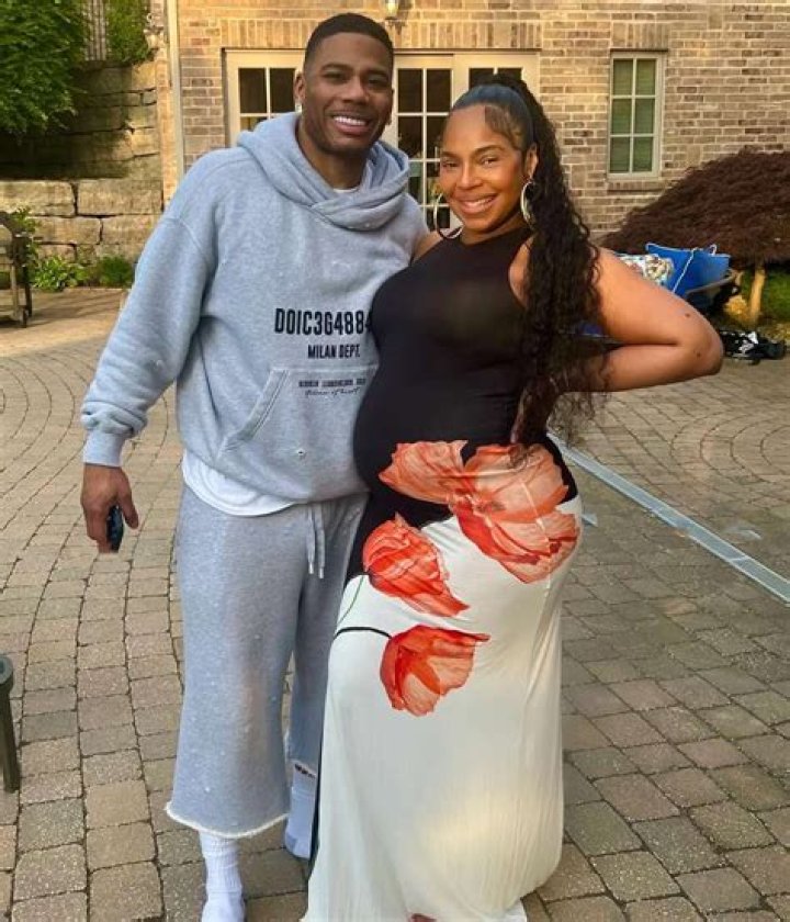 Are Nelly And Ashanti A Couple?