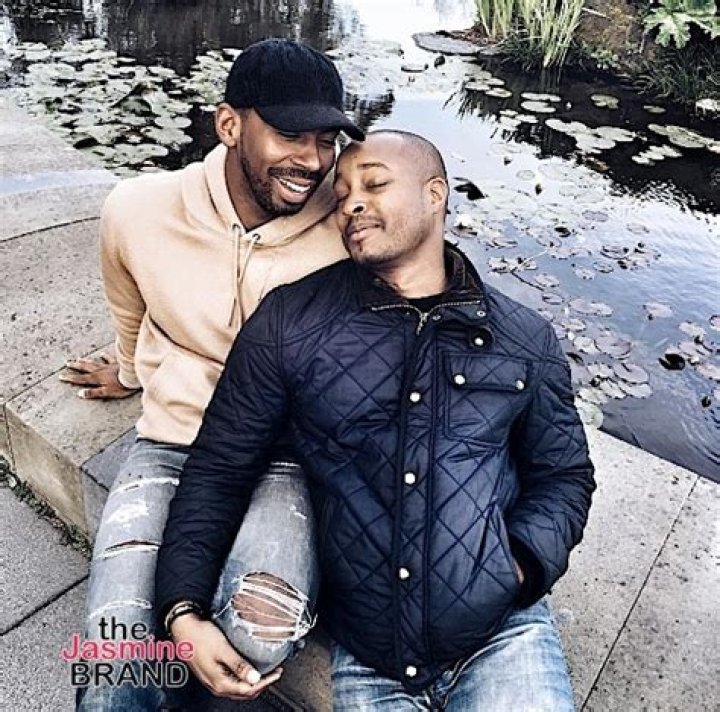 Inside Carlos King's Love Life