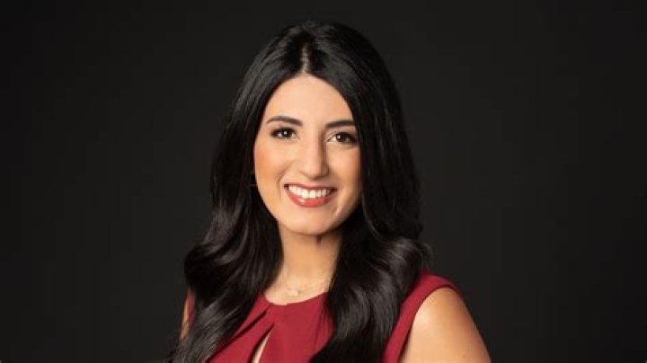 Greg Fields WFAA, Bio, Wiki, Age, Height, Family, Wife, Daughter, Salary, and Net Worth ·