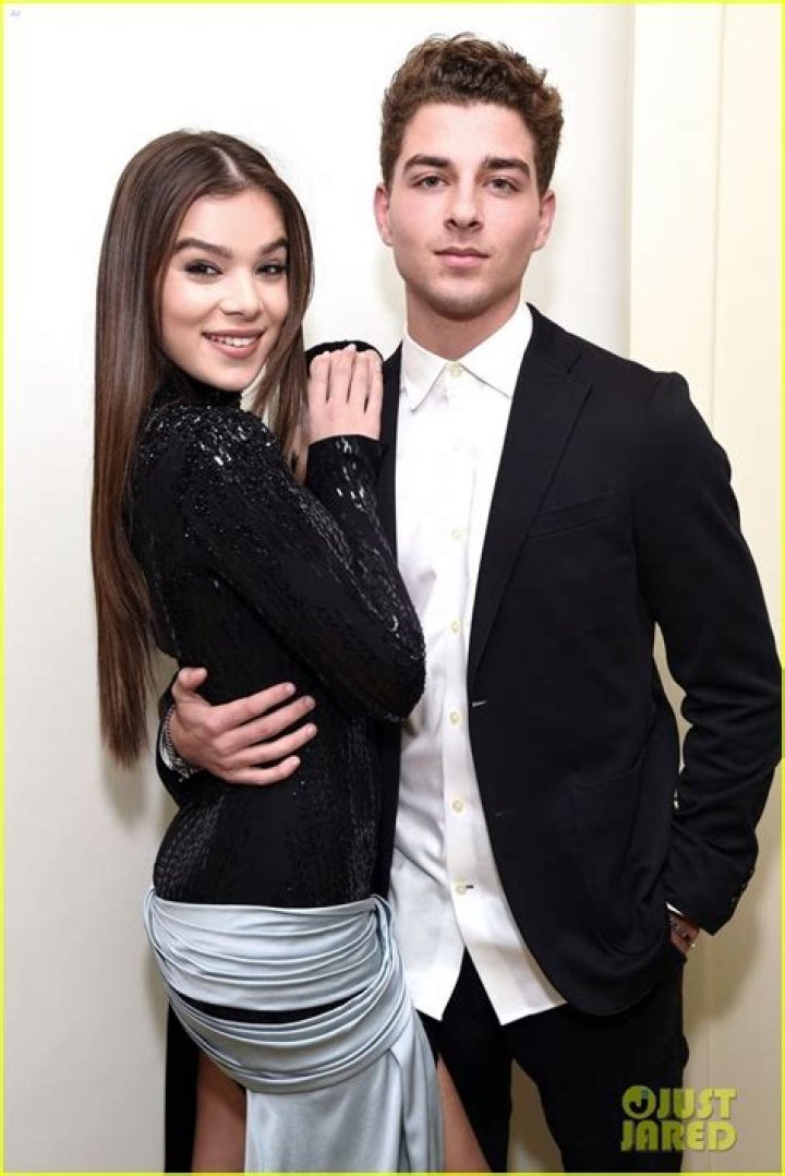 Hailee Steinfeld Boyfriend: Exploring the Romantic Life of the Young Star