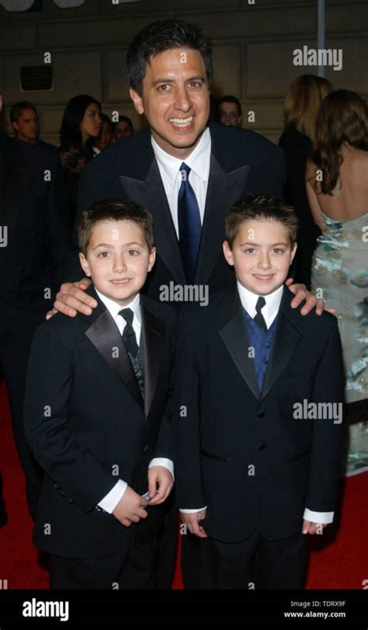 Ray Romano Twins: A Deep Dive into the Life of the Comedian's Family